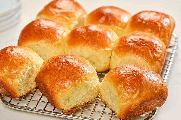 Sweet Dinner Rolls | C&H® Sugar